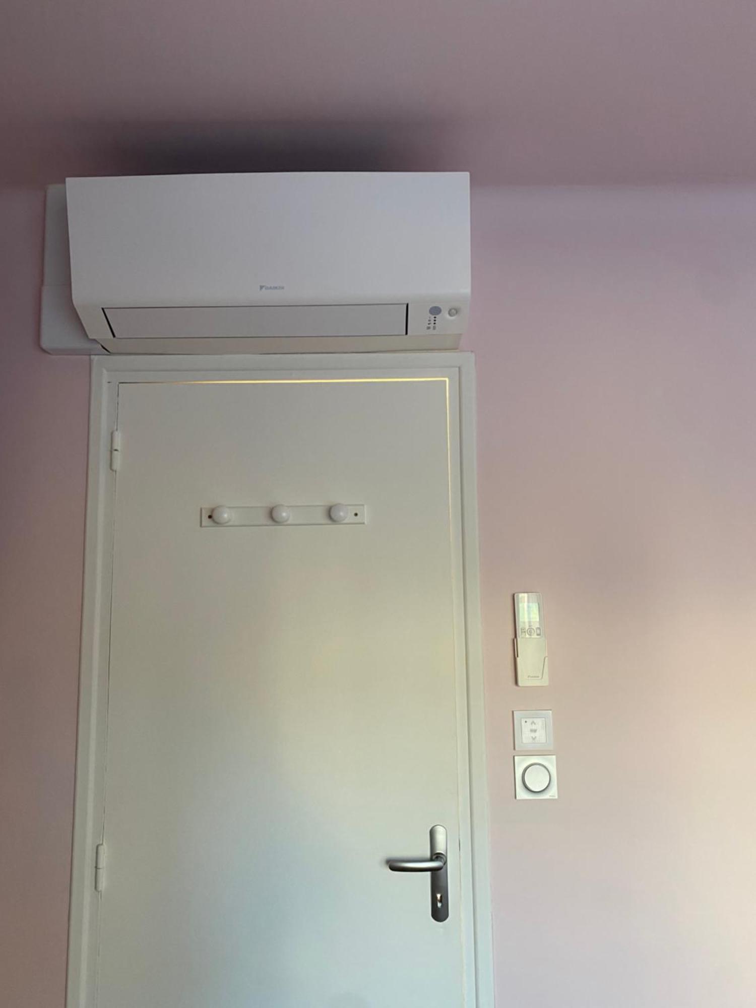 Maison Face A La Cite Καρκασόν Εξωτερικό φωτογραφία